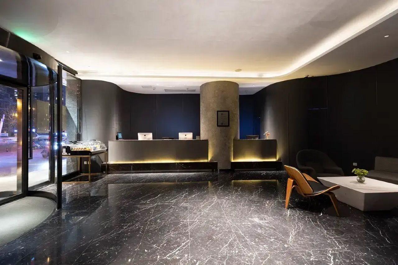 Holz Hotel Shenyang Exterior foto