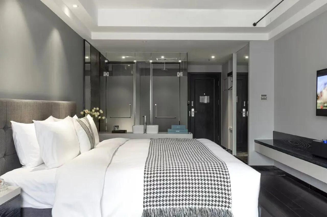 Holz Hotel Shenyang Exterior foto