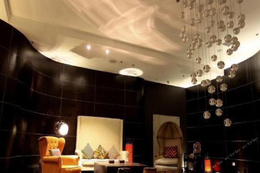 Holz Hotel Shenyang Exterior foto