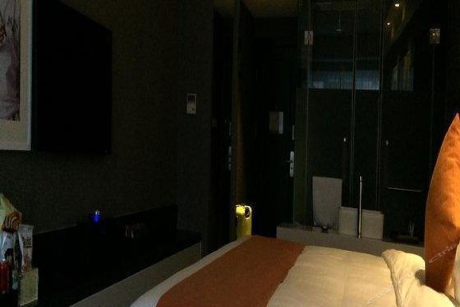 Holz Hotel Shenyang Exterior foto